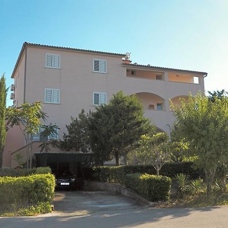 Apartments Adria Pula Exterior foto