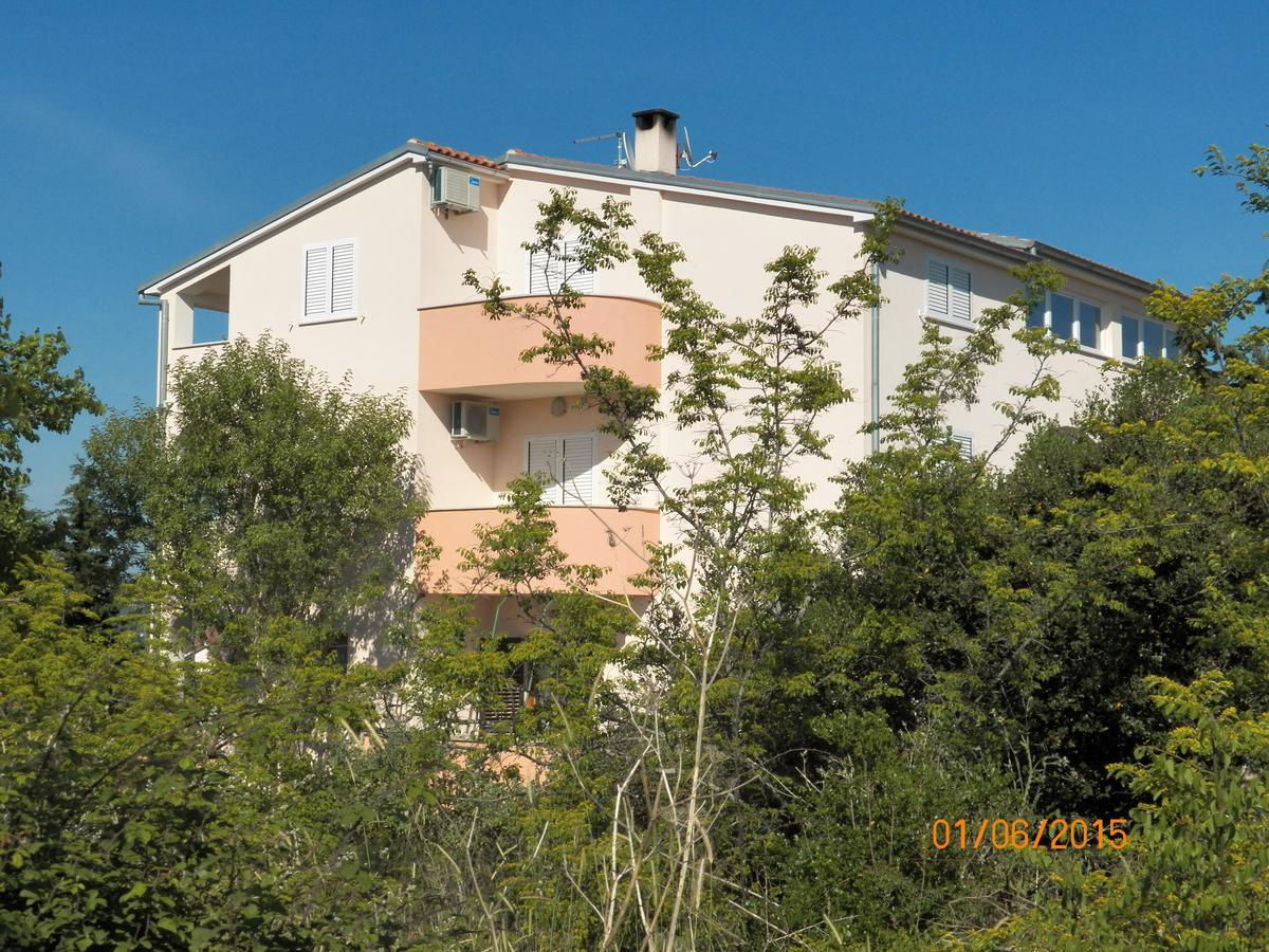 Apartments Adria Pula Exterior foto