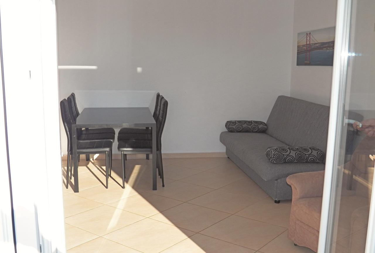 Apartments Adria Pula Exterior foto